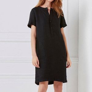 Vente en gros de robes en coton pour femmes, manches courtes, couleur unie, boutonnées, col rond, longueur midi, robe décontractée droite pour l'été - Product Image 5