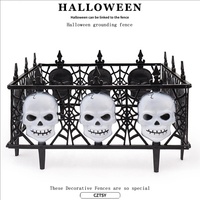 Décorations d'extérieur pour Halloween : Accessoires de cour, clôture de jardin avec cartes, citrouilles et squelettes, pour une ambiance effrayante