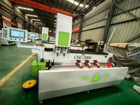 Machine de perçage et de fraisage CNC en aluminium CNC-3000 pour le traitement des profilés de fenêtres et de portes en aluminium