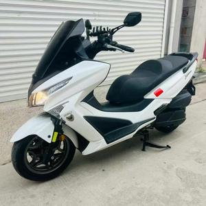 Scooter de Turismo Premium KYMCO1 Xciting <span class=keywords><strong>300</strong></span> de <span class=keywords><strong>300</strong></span> cc - Product Image 3