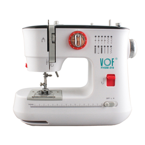 <span class=keywords><strong>Machine</strong></span> à <span class=keywords><strong>coudre</strong></span> portable à bouton droit Overlook <span class=keywords><strong>Pfaff</strong></span> <span class=keywords><strong>pour</strong></span> la broderie - Product Image 1
