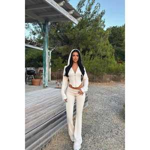 Ensemble de survêtement de jogging imprimé beige coupe-vent et respirant en pointelle, design streetwear personnalisé pour l'hiver - Commande minimum 2 pièces - Product Image 4