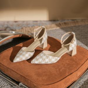 Zapatos de tacón medio con punta en pico, sexys, para bodas al aire libre, suaves, casuales, elegantes, sandalias de tacón alto para el día a día. - Product Image 1