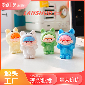 Figura de Gato de Dibujos Animados, Mini Adorno de Resina 3D para Escritorio, Colgante para Llavero, Accesorio de Joyería - Product Image 3