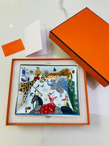 Cenicero de Cerámica Electrónico Recargable, Estilo Europeo, Rectangular, para Escritorio, Hogar u Oficina, Origen Guangdong - Product Image 4