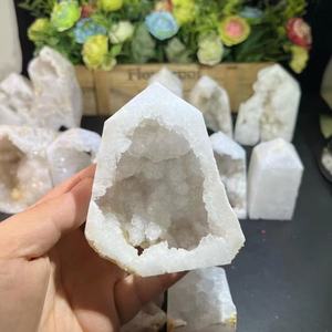 Venta al por mayor de piedra de cuarzo natural, geoda de ágata blanca, torre de cristal de ágata blanca, punta de drusa, punta de cristal brillante para decoración - Product Image 3