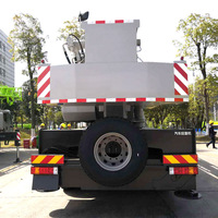 150 tonnes 72m Hauteur Zoomlion ZTC1500 5 Essieux 7 L'article Camion Grue à vendre