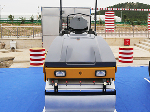 Compacteur routier manuel mini de 4 tonnes, utilisation en construction routière, rouleaux compresseurs XMR403 à vendre - Product Image 5