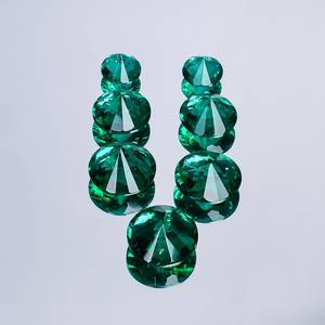 Bijoux émeraude Mastercut faits à la main produit en vrac de qualité fine pierre naturelle verte dans Asscher Cut coussin coupe pierre précieuse en vrac - Product Image 5