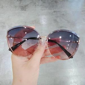 Lunettes de soleil pour femmes, monture dorée, verres PC, protection UV 100%, mode, protection solaire, voyage, conduite, performance scénique - Product Image 1