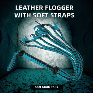 Flogger de Cuero Suave con Múltiples Correas, Mango Ergonómico para un Control Fácil y un Manejo Cómodo, 50x20x40cm, Personalizable - Product Image 2