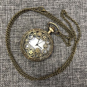 Montre de poche pour femme, collier à bascule, ajourée et sculptée, classique, commémorative, nostalgique, personnalisable, cadeau de collection - Product Image 3