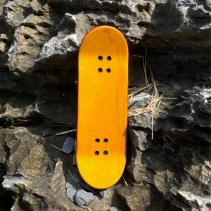 Vente en gros de fingerboards professionnels à axe unique en bois d'érable 34*96 mm 32*96 mm, mini-skateboards avec roues CNC - Product Image 2