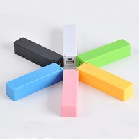 Chargeur de Batterie Portable Cylindre Petite Banque De Puissance De Parfum Coloré 2600mah De Haute Qualité