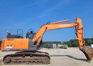 รถขุดไฮดรอลิกแบบตีนตะขาบมือสอง Hitachi ZX160 พร้อมเครื่องยนต์ มอเตอร์ ปั๊ม และเกียร์บ็อกซ์ - รับประกัน 1 ปี - Product Image 4