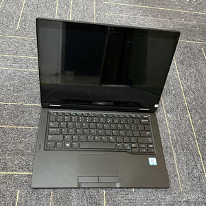 Portátil empresarial usado Dell E7390 de 8.ª generación, ultrafino, 16 GB, 512 GB, 2 en 1, X360, con pantalla táctil giratoria y plegable, para oficina y trabajo diario. - Product Image 1