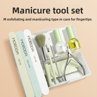 Kit complet d'outils de soin des ongles en plastique, comprenant des ciseaux à cuticules, un repousse-cuticules en acier, une éponge de polissage et une bande abrasive