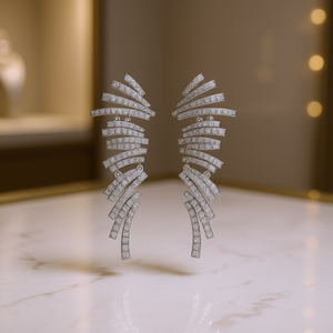 Orecchini di Lusso con Cristalli a Forma di Ala in Oro Bianco per Donna, Gioielli da Festa, Orecchini in Argento 925 con Incastonatura a Canale e Strass - Product Image 2