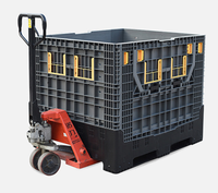 Palette en plastique pliable et empilable pour le transport de fruits, robuste et de qualité professionnelle, pour la logistique et le stockage alimentaire en gros.