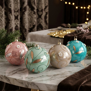 Adornos Navideños Florales Brillantes al por Mayor, Elegantes Adornos con Patrón de Hojas y Enredaderas en 3D para Decoración de Árboles Navideños de Lujo - Product Image 2