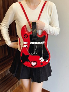 Sac personnalisé en forme de <span class=keywords><strong>guitare</strong></span> rétro sac à dos personnalisé pour femmes en cuir <span class=keywords><strong>guitare</strong></span> basse sac à main unique Rivet mode - Product Image 5