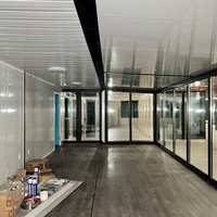 Maison préfabriquée mobile en vente chaude, 10 pieds, 20 pieds, 30 pieds, 40 pieds, prête à vivre avec un ensemble de meubles familiaux, maison conteneur à 3 chambres et 2 salles de bain