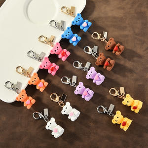 뜨거운 판매 국경 3 차원 비숑 개와 곰 펜던트 수지 몰려 PVC DIY 열쇠 고리 - Product Image 1