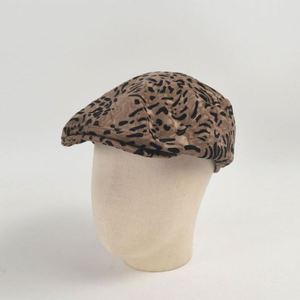 หมวกเบเร่ต์ลายเสือดาวแฟชั่นเรโทรใหม่ล่าสุดปี 2024 สำหรับผู้หญิง สาวๆ ฤดูใบไม้ร่วง ฤดูหนาว หมวกกำมะหยี่ทรงแบนแบบไม่ซ้ำใคร - Product Image 1