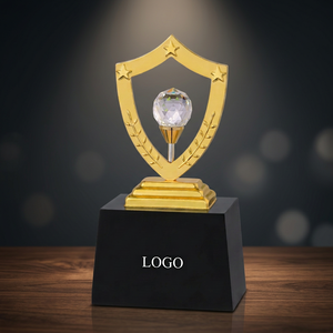 Trofeo de Metal Fundido a Presión Golden Shield con Bola de Cristal y Base Negra, Portátil y Listo para Grabar, para Premios Deportivos - Product Image 1