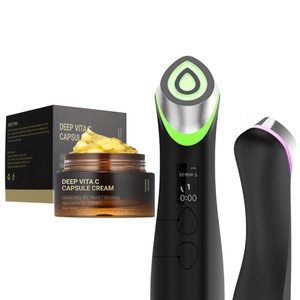 Medicube Booster Pro EMS RF mặt massager & Sâu Vita C viên nang Vàng kem-hàn Quốc Chăm Sóc Da thiết lập với liệu pháp ánh sáng đỏ - Product Image 1