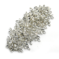 Nouveaux accessoires de luxe, applique en strass 3D en fil de cristal avec forme de feuilles pour robes de soirée
