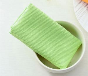 Paño de Limpieza de Vidrio de Microfibra Ecológico de Alta Calidad, Cuadrado de 30*40 cm, con Diseño de Escamas de Pescado, para Uso en la Cocina - Product Image 4