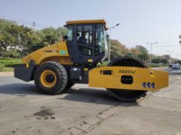 Compacteur vibrant à tambour unique puissant XS203J 20T avec double fréquence 28/33Hz et double amplitude 1,9/0,95 mm