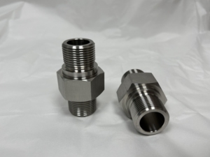 مركز الطحن باستخدام الحاسب الآلي <span class=keywords><strong>5</strong></span> محاور ، خدمة تصنيع النماذج الأولية للحفر ، التصنيع باستخدام الحاسب الآلي ، الطحن ، تحول أجزاء الموصل اللولبي - Product Image 3