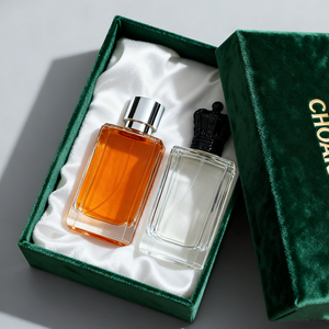 Botella <span class=keywords><strong>de</strong></span> Perfume <span class=keywords><strong>de</strong></span> Vidrio Elegante y <span class=keywords><strong>de</strong></span> Calidad Personalizada, 30ml 50ml 100ml, Botella <span class=keywords><strong>de</strong></span> Perfume Cuadrada Vacía <span class=keywords><strong>de</strong></span> Lujo con Tapa Dorada y Caja - Product Image 2