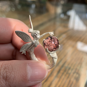 Anillo de Plata Pura Personalizado ZHENXUN, Anillo con Alas de Ángel para Niña, Joyería de Hada con Flores Incrustadas, Aspecto Envejecido Único - Product Image 6