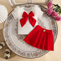 Ensemble 2 pièces pour bébé fille : Haut côtelé à nœud plume et jupe plissée rouge – Tenue d'été pour tout-petits pour fêtes