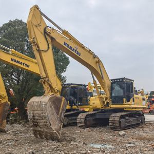 รถตักดิน Komatsu มือสองเครื่องจักรกลหนัก PC450-8 PC450ตีนตะขาบไฮดรอลิก45ตัน40ตัน - Product Image 1