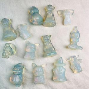 Figuras de Pokémon de cristal de ópalo blanco, esculturas de Pokemon de cristal tallado de <span class=keywords><strong>Monster</strong></span> Pikachu, venta al por mayor - Product Image 3