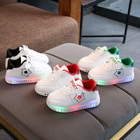 Promotion en gros : Nouvelles chaussures plates lumineuses pour enfants 2026, chaussures de sport pour enfants, chaussures blanches étoilées