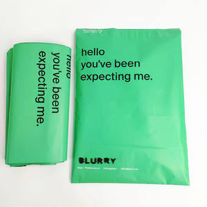 Bolsa de Correo de Polietileno Verde Mate con Impresión Personalizada, Envío Exprés, Resistente a la Humedad, para Ropa y Zapatos - Product Image 3