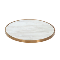 Base de table moderne personnalisée en acier inoxydable avec dessus en marbre bord doré pour meubles de salle à manger commerciaux conçue en usine