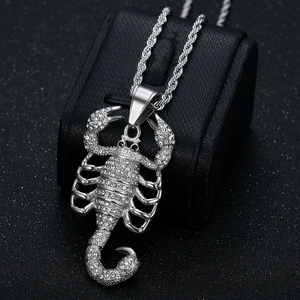 Nouveau Collier Pendentif Hip-Hop en Acier Inoxydable Plaqué Or avec Zircon Incrusté, Motif <span class=keywords><strong>Scorpion</strong></span> <span class=keywords><strong>Roi</strong></span>, Inaltérable - Product Image 3