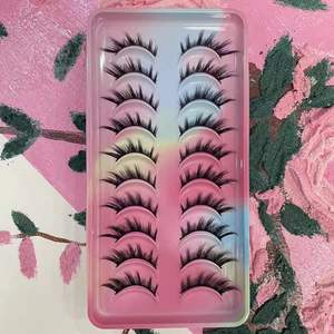 Pestañas Postizas de 12 mm, Juego de Diez Pares, Serie Fox, con Base Rígida, Forma de L, Inclinadas, Cortas por Delante y Largas por Detrás, Estilo Fox - Product Image 4