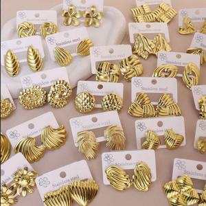 Pendientes de Acero Inoxidable al por Mayor, Resistentes al Agua, Chapados en Oro de 18K, Hipoalergénicos, para Mujer - Product Image 2