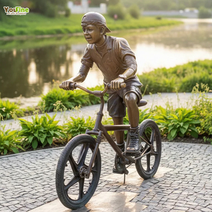 Statua in Bronzo di Ragazzo in Bicicletta a Grandezza Naturale, Scultura da Esterno, Statua di Bambino in Bicicletta per Giardino, Decorazione in Bronzo Fuso per Patio e Cortile - Product Image 1