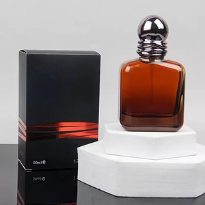 <span class=keywords><strong>Parfum</strong></span> de <span class=keywords><strong>Luxe</strong></span> pour <span class=keywords><strong>Homme</strong></span>, Cologne Florale Longue Durée, OEM Haut de Gamme 100ml, Spray Corporel Populaire en Gros - Product Image 4