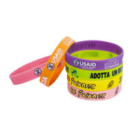 Bracelets en silicone personnalisés avec slogan motivant, bracelets en caoutchouc avec texte personnalisé pour cadeaux souvenirs