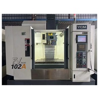 Centre d'usinage Yongjin YCM FV102A original Fraiseuse CNC Traitement des métaux d'occasion Système Fanuc 3 axes Prix 102