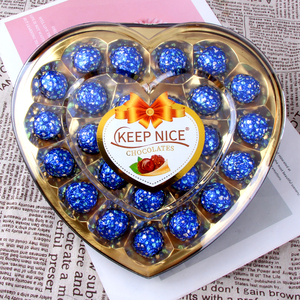 Fabrication en gros sur mesure de boules de chocolat halal croustillantes au riz soufflé, 24 pièces, en forme de cœur, dans un coffret cadeau pour la Saint-Valentin - Product Image 3